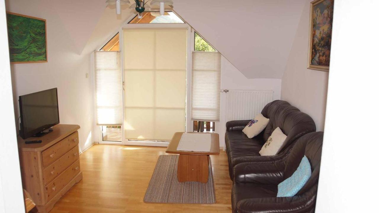 Weinbau und Gästezimmer Pammer Mitterarnsdorf Exterior foto